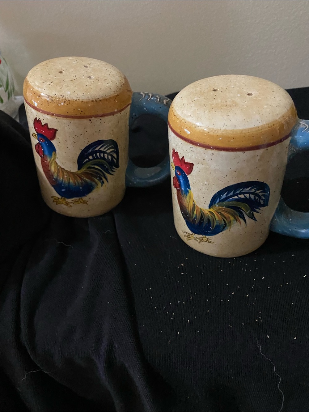 Source Unknown Cream and Blue Rooster Salt and Pepper Shakers